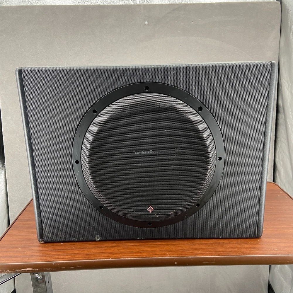 Rockford Fosgate P300-12 Punch Single 12" 300W Amplified Subwoofer Enclosure